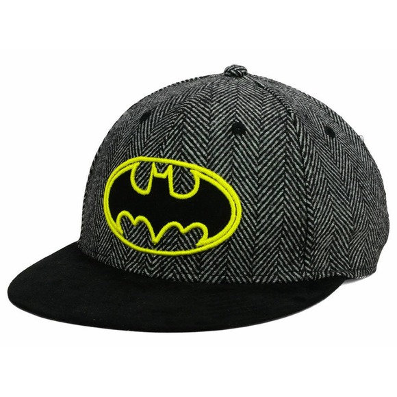 Batman DC Comics Men's Herringbone Emblem Logo Strapback Hat Cap - Grey Black - Picture 1 of 5